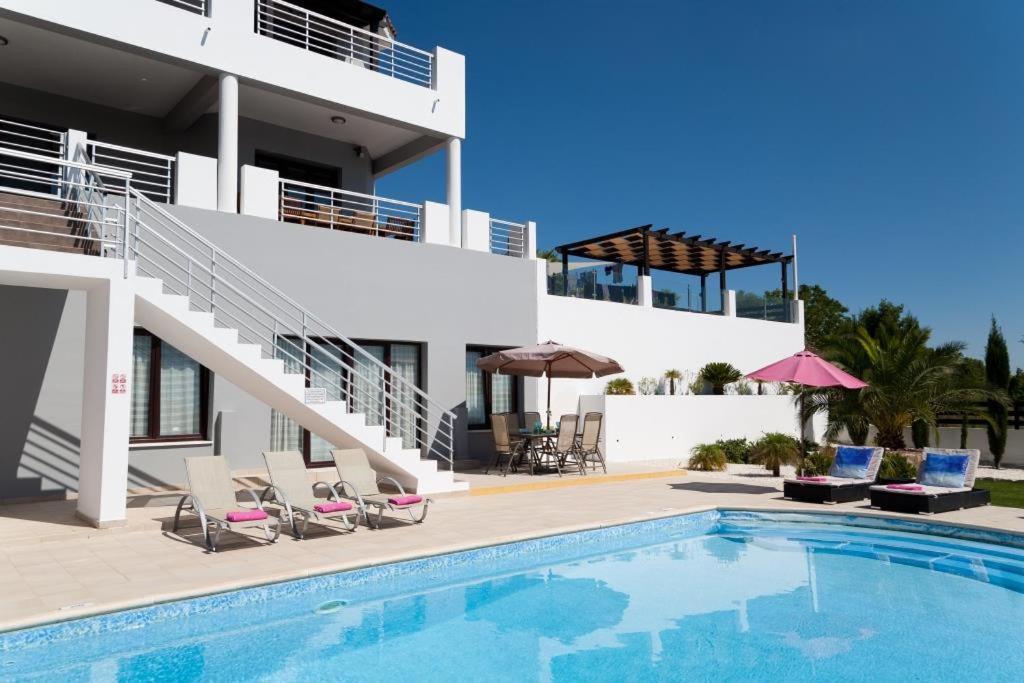 Villa Arcadia, Kallepia Paphos Extérieur photo
