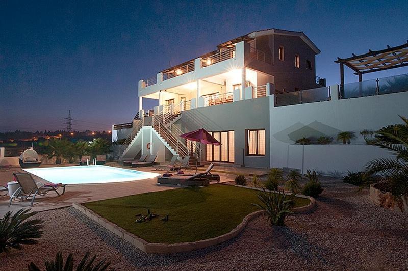 Villa Arcadia, Kallepia Paphos Extérieur photo